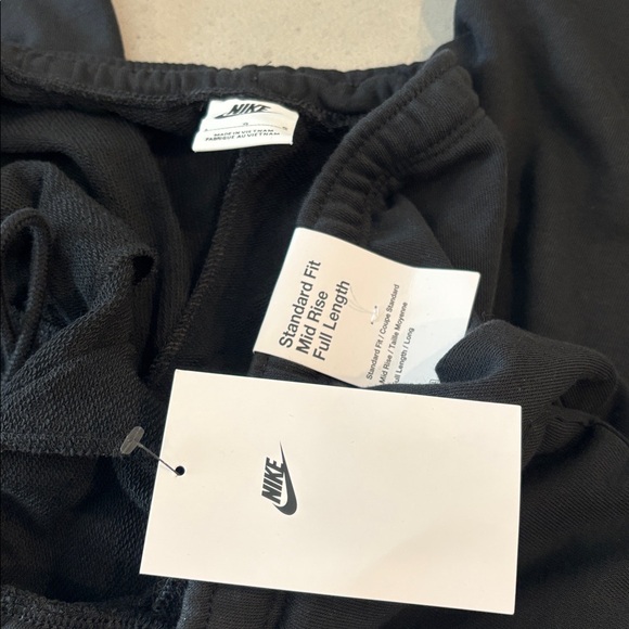 Nike Sportswear Chill Terry - Picture 7 of 8